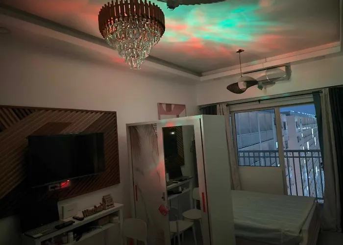 Emfress Suites